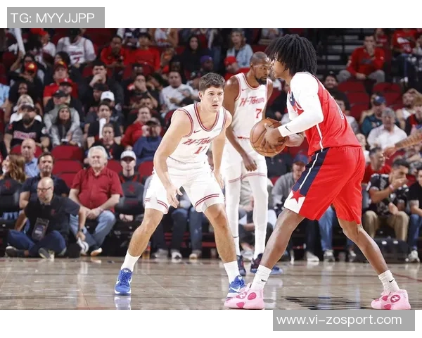 火箭美女记者谈论KD运动员人性与隐私尊重的重要性 火箭美女记者谈论KD运动员人性与隐私尊重的重要性