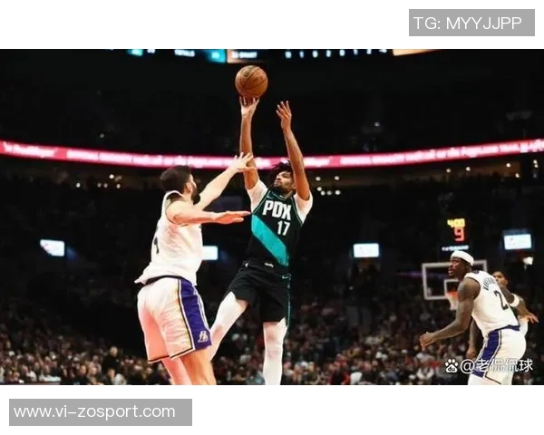 湖人首节失利半场落后绿军三分火力全开里夫斯状态低迷