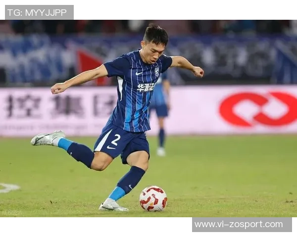 苗原透露泰山外援中卫选择在即更倾向苏超明星布斯里加入球队 苗原透露泰山外援中卫选择在即更倾向苏超明星布斯里加入球队