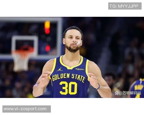 微笑刺客与库里:追梦勇士的控卫之道与得分型控球后卫的魅力解析 微笑刺客与库里:追梦勇士的控卫之道与得分型控球后卫的魅力解析