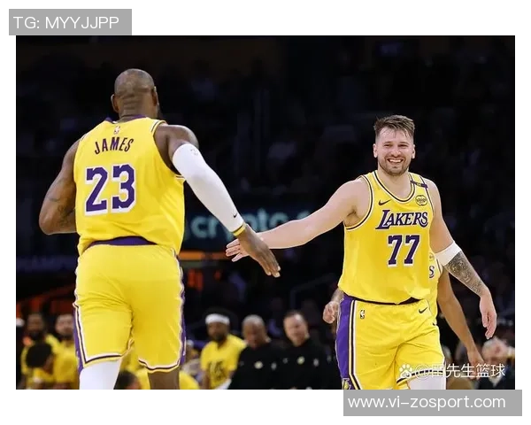 湖记:詹姆斯退役传闻东契奇与里夫斯尚未直接询问他 湖记:詹姆斯退役传闻东契奇与里夫斯尚未直接询问他