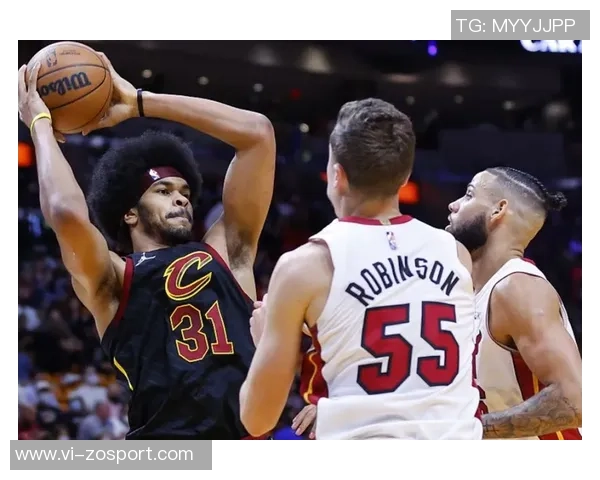 阿伦恢复对抗训练已缺席8场比赛逐渐找回状态期待重返赛场 阿伦恢复对抗训练已缺席8场比赛逐渐找回状态期待重返赛场