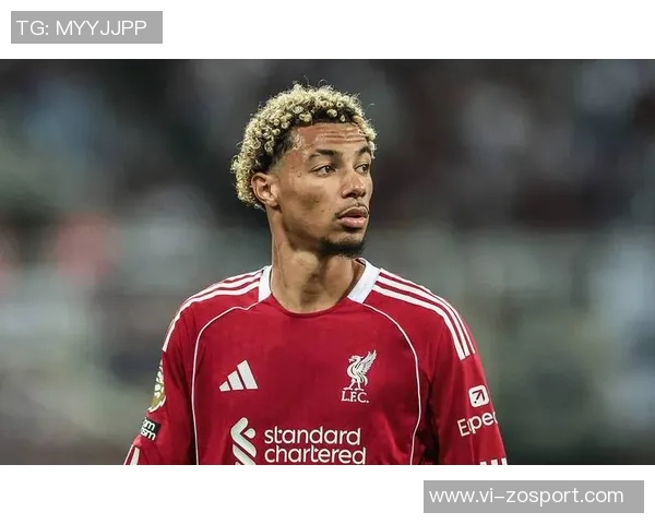 埃基蒂克为适应英超强度增加健身房锻炼时间显著提升体能